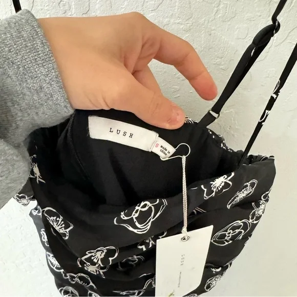 Lush Black White Floral Print Cami Ruched Flutter Mini Dress S - Picture 6 of 12